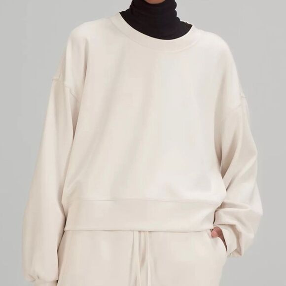 Perfectly Oversized Cropped Crew - Picture 1 of 3